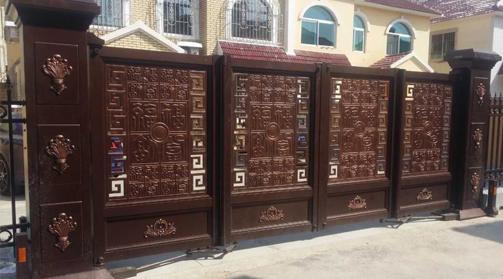 順德區(qū)碧桂園精雕別墅鋁藝折疊門